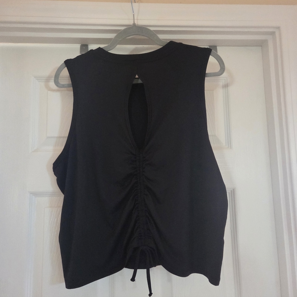 Black Athletic Key Hole Ruched Back Tank Top Athletic Athleisure Gym Size XL